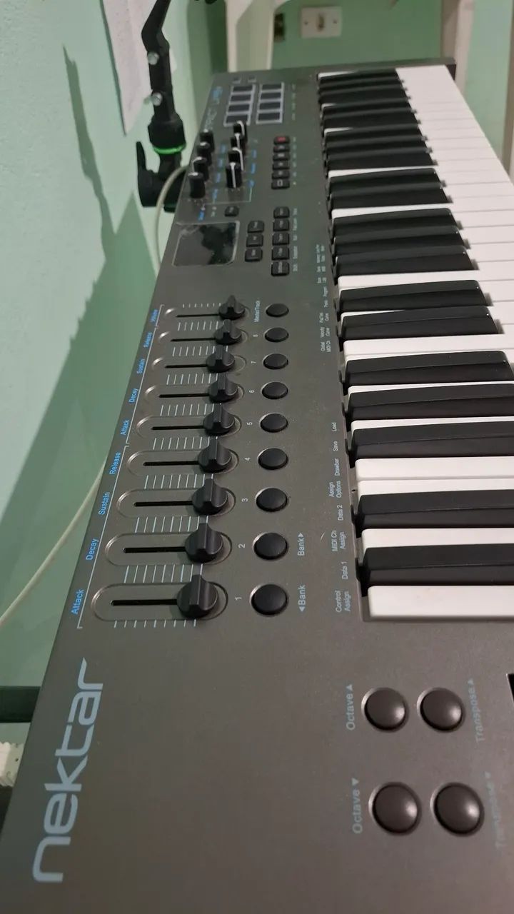 Teclado controlador nektar  - Foto 4