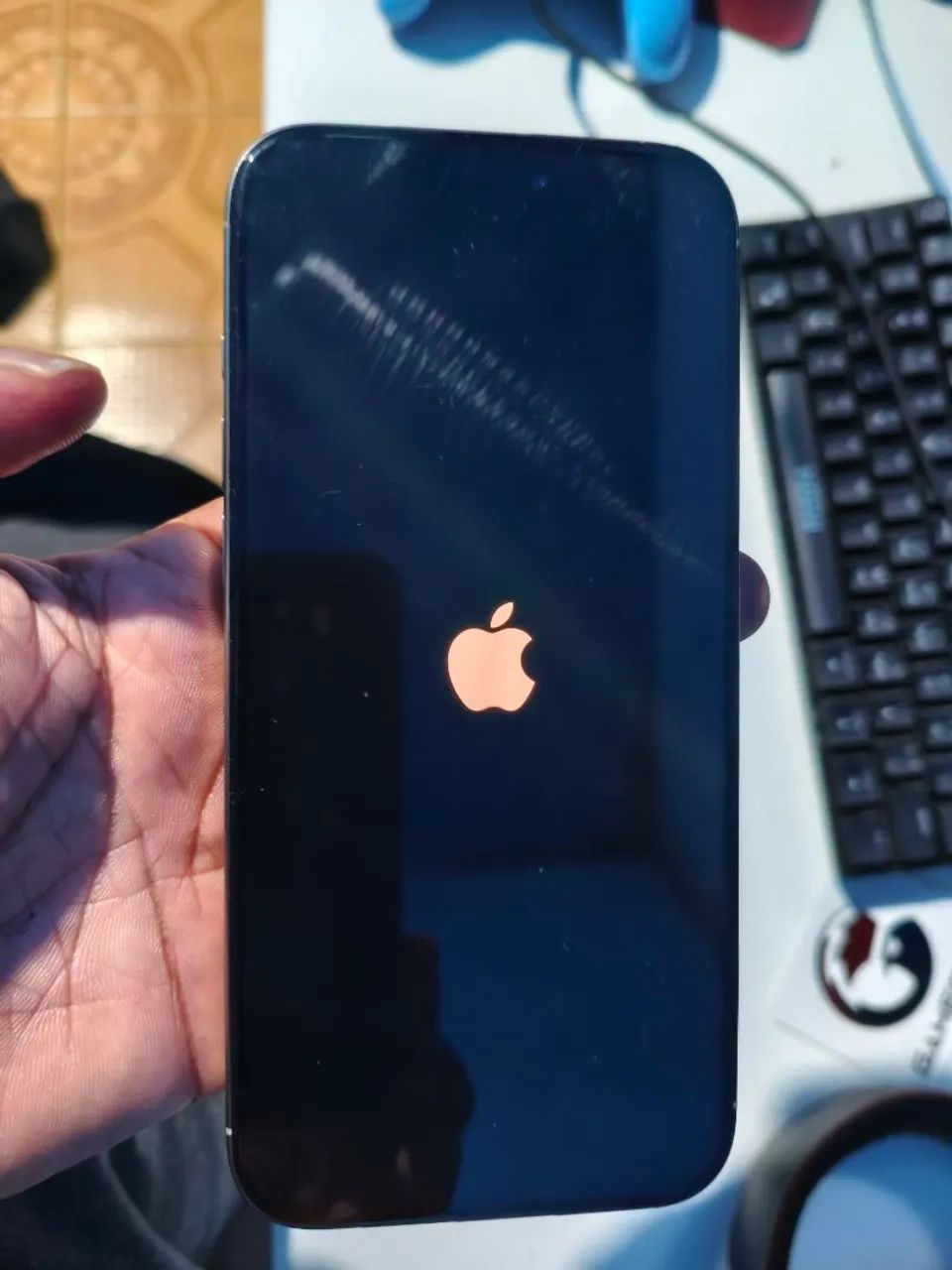 Iphone 16 pro max original (100% bateria) - Foto 2