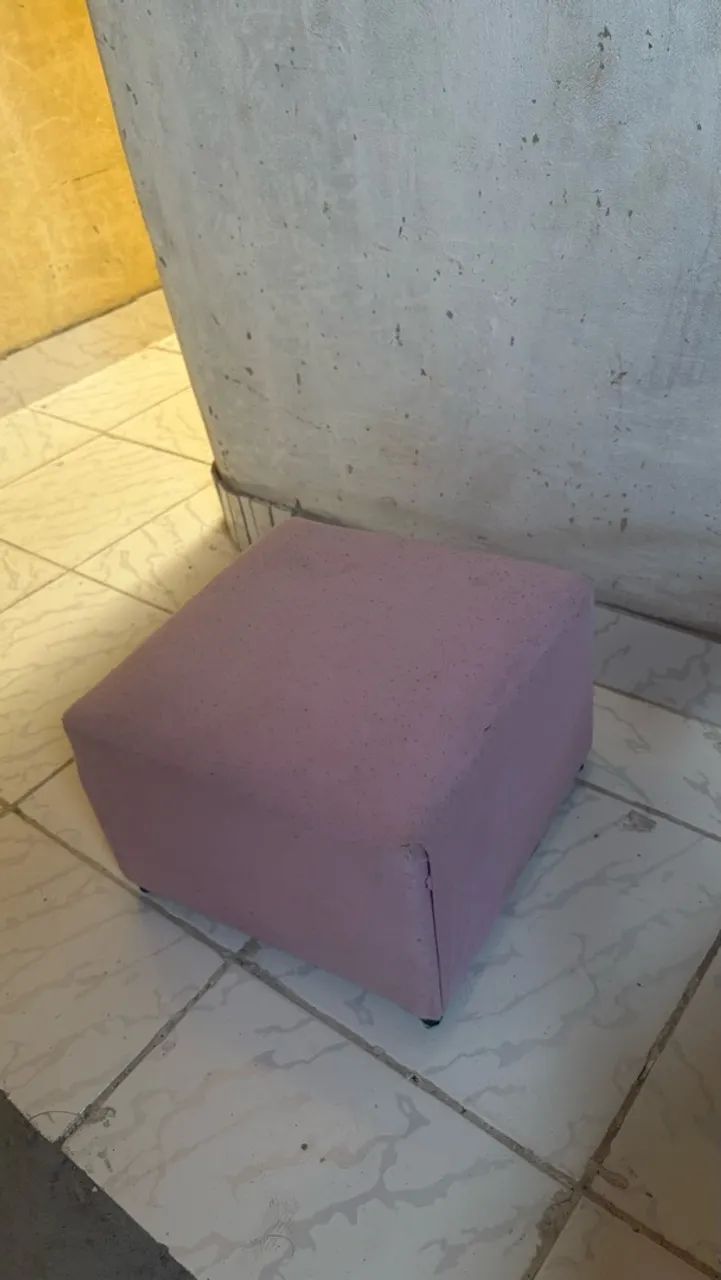 Poltrona e puff rosa  - Foto 5