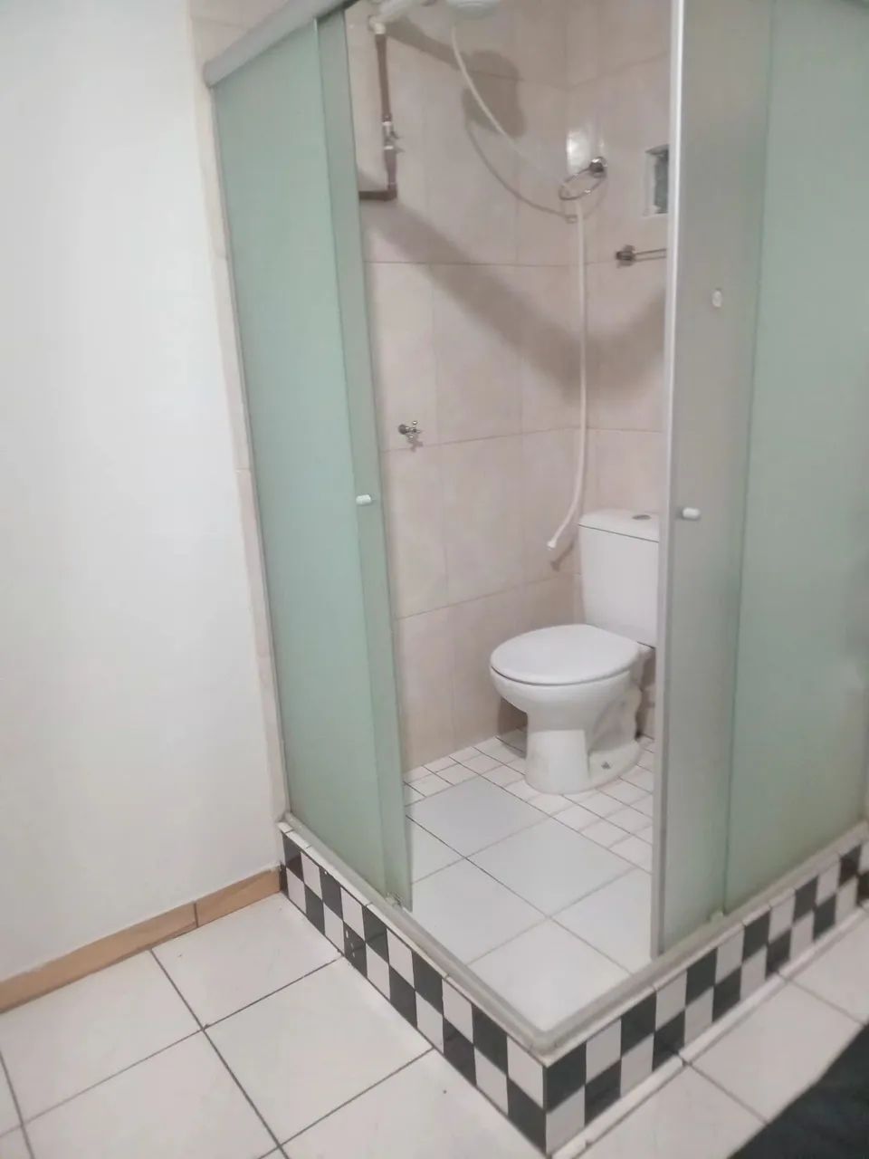 Quarto c/ banho individual $800/mês  - Localização estratégica  - Foto 3