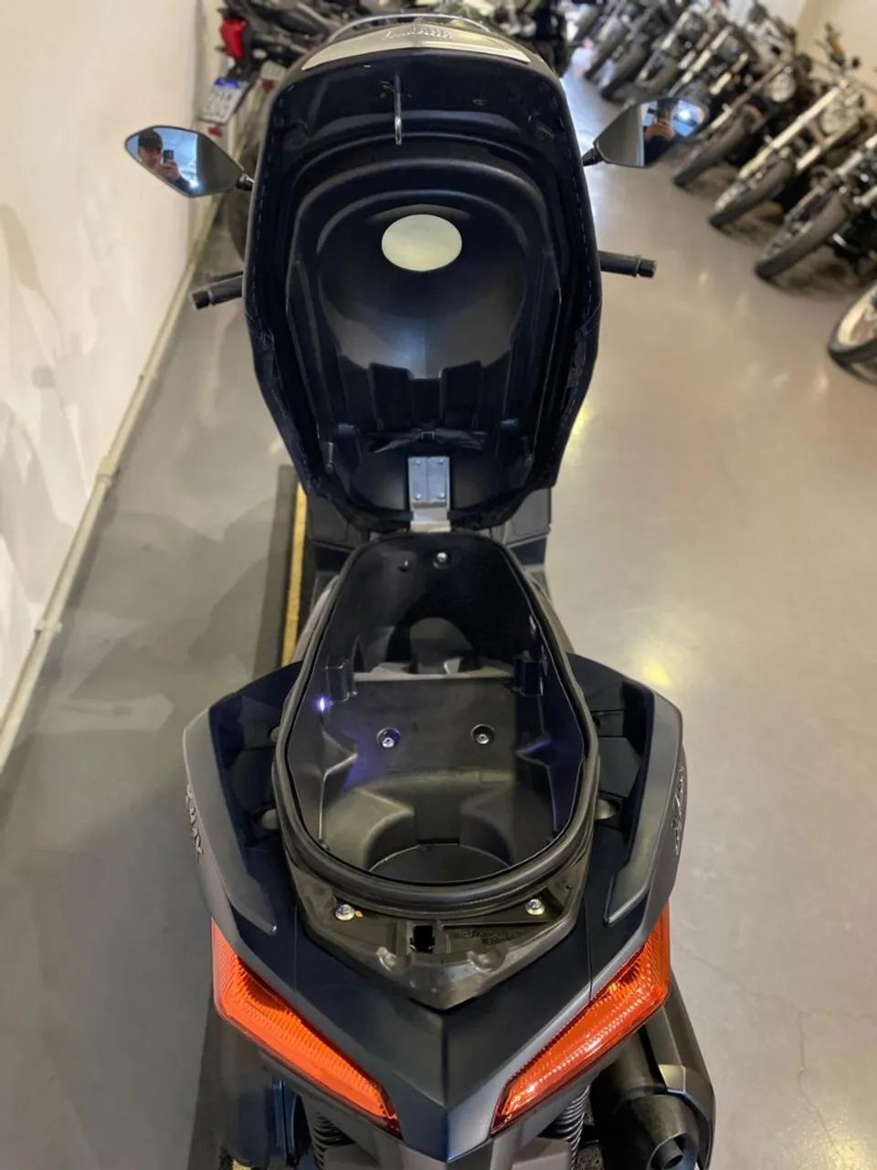 Yamaha Xmax 250 Abs - Foto 4