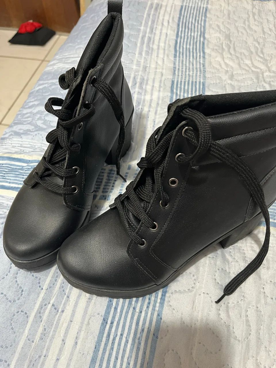 Bota coturno - Foto 2