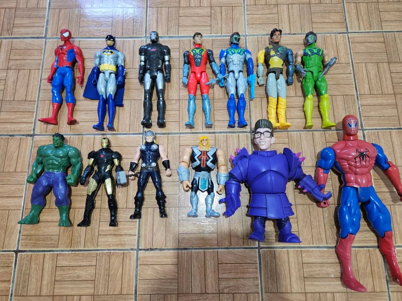 Bonecos Heróis Infantil 