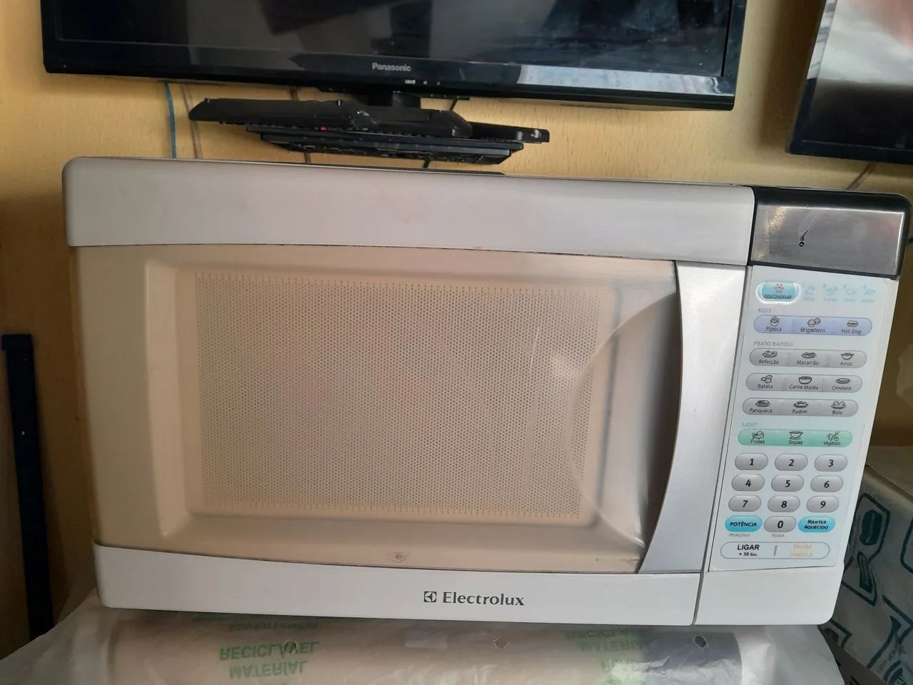 Microondas Electrolux 31 litros - Foto 2
