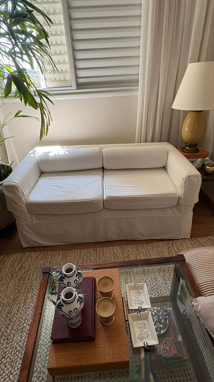 Sofá de dois lugares com capa de brim - Foto 2