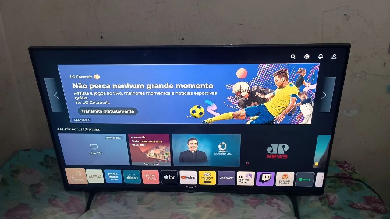 Vendo smart tv LG de 55 polegadas nova completa  - Foto 3