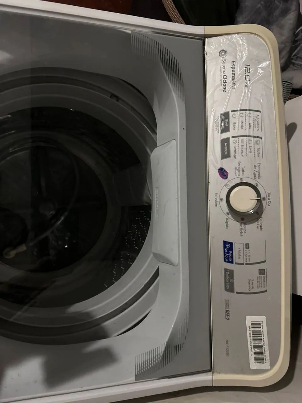 Máquina de lavar roupas 