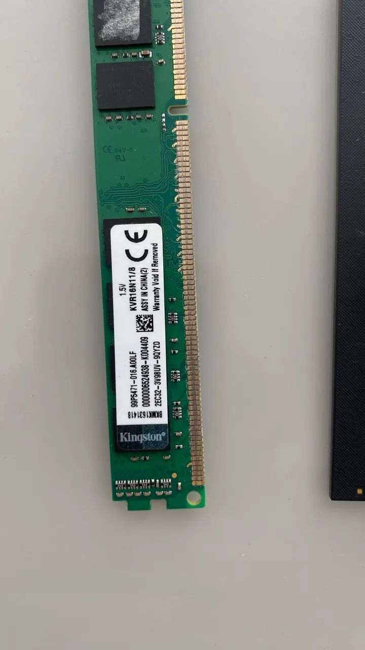 4 pentes de memoria ram 3 ddr3 e um ddr4 - Foto 3