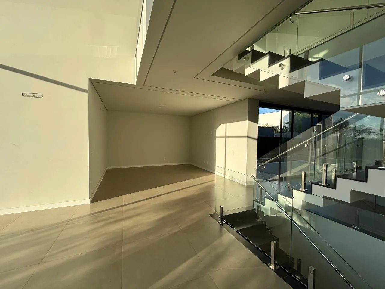 Casa Exclusiva no Alphaville 3 | Arquitetura, Natureza e Sofisticação - Votorantim/SP - Foto 5