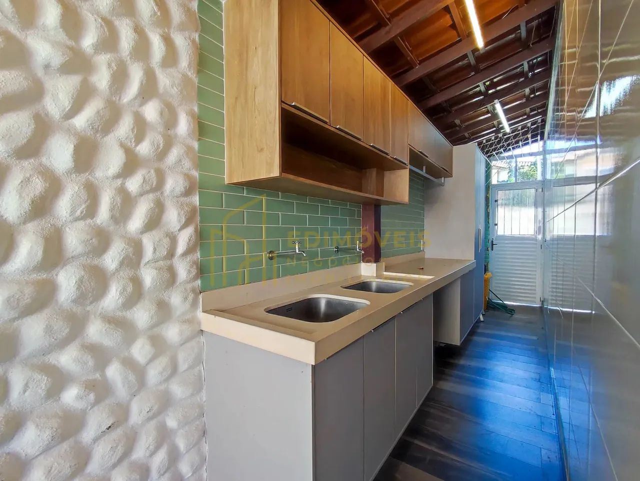 Casa Charmosa com Quintal Gourmet e 2 Vagas em Praia da Baleia  Serra/ES - Foto 12