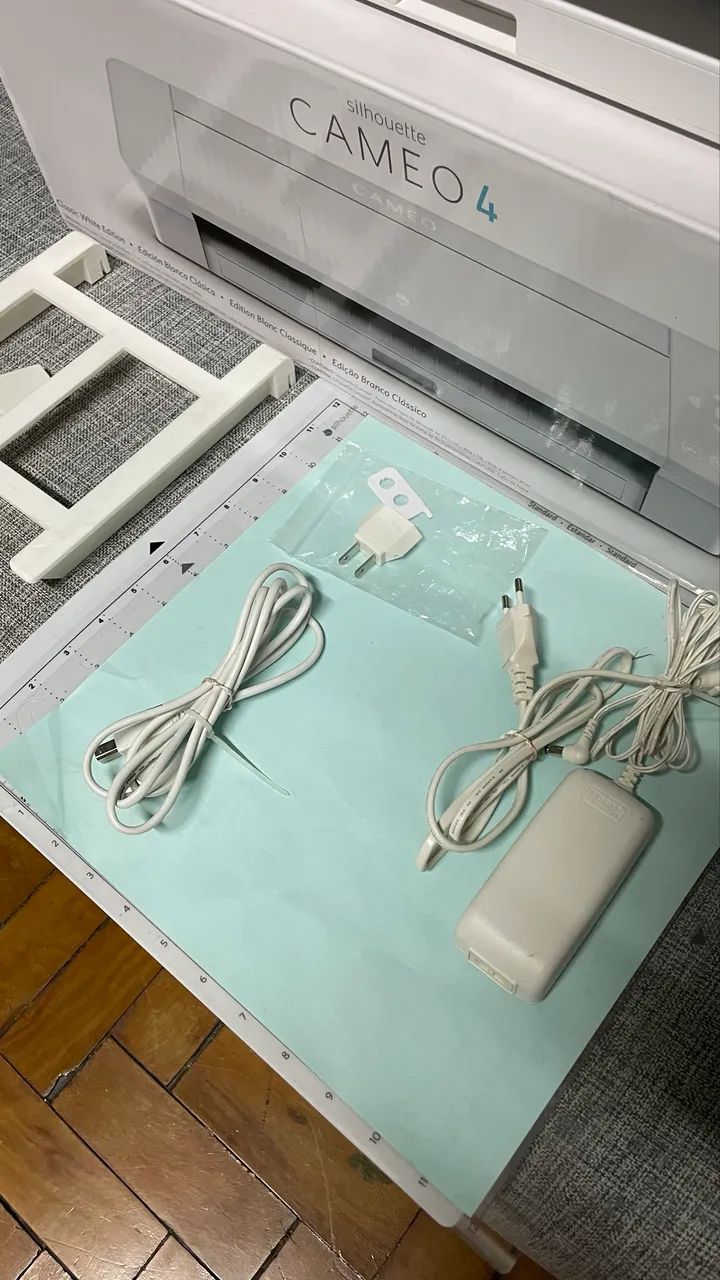 Plotter de Recorte Silhouette Cameo 4 - Novíssima - Foto 3