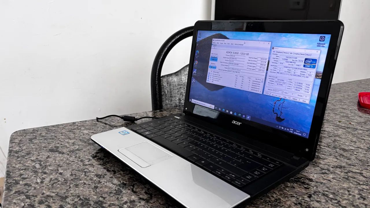 Notebook acer i3 3110 2.4 ghz pentium com ssd 120 com 8gb ( excelente notebook )