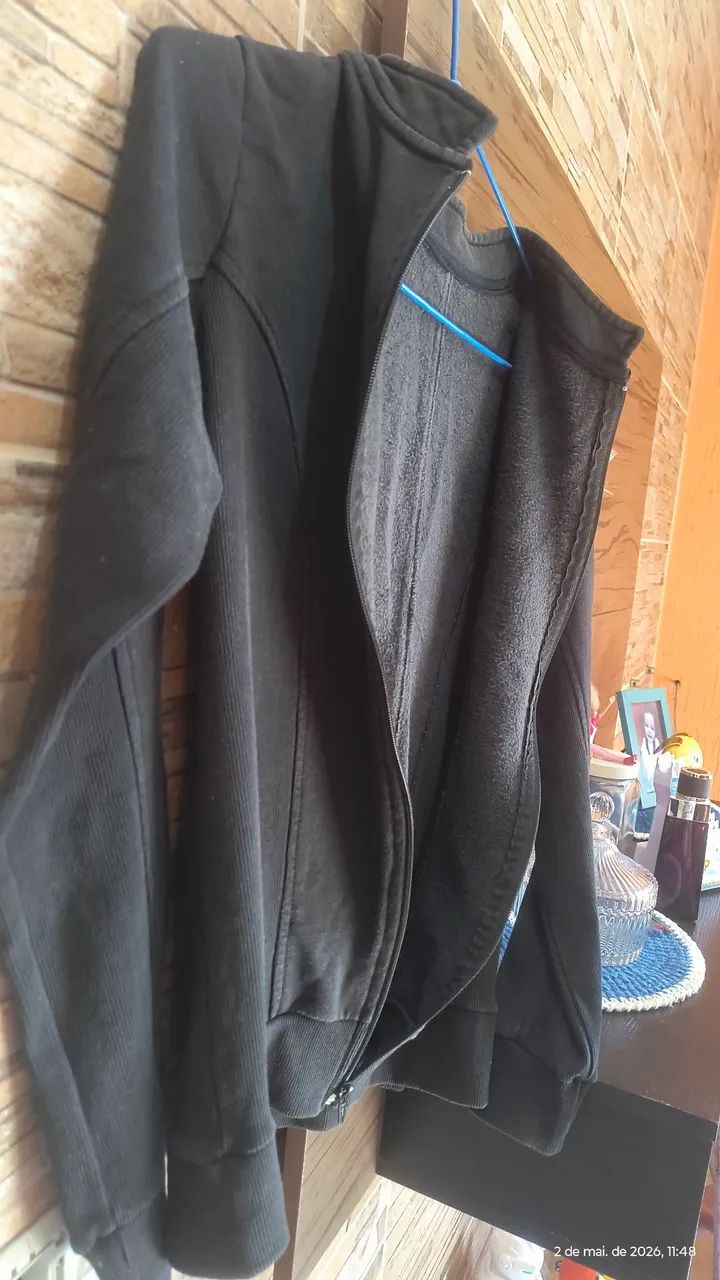 Blusa moletom com zíper tamanho M - Foto 4