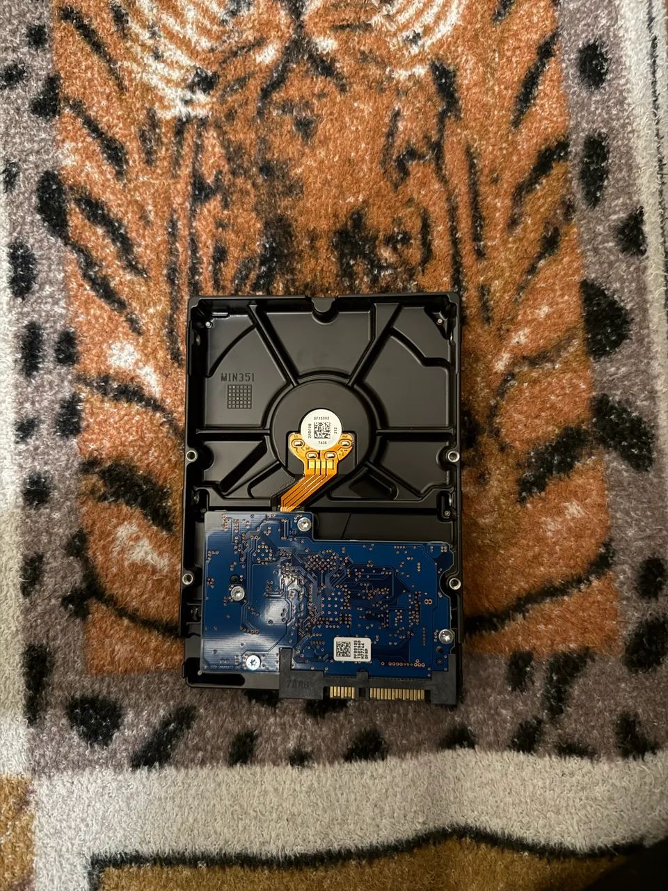HD 1TB - Foto 2