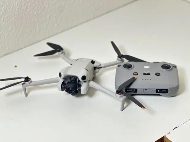 Drone DJI MINI 4 PRO + RC-N3 | FLY MORE Combo | 3 baterias - Foto 4