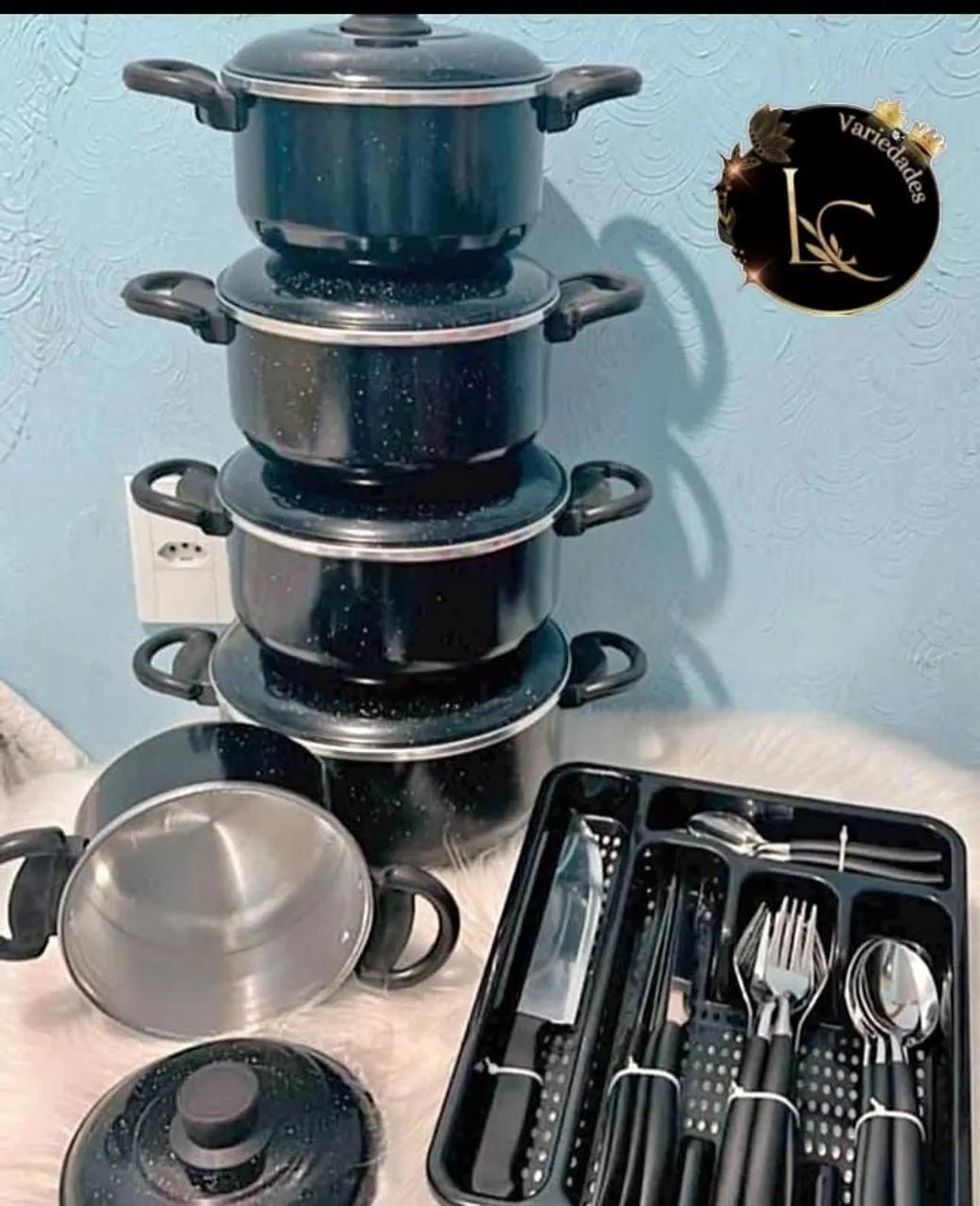 JOGO DE PANELAS + KIT TALHERES  - Foto 2