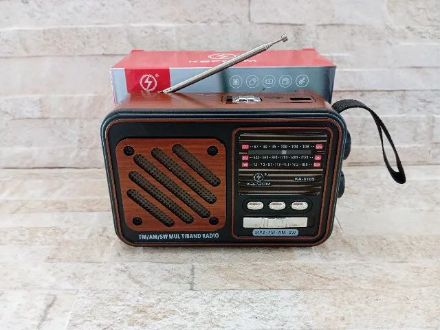 Rádio Portátil Bluetooth Painel Solar com Lanterna FM USB TF - Foto 5