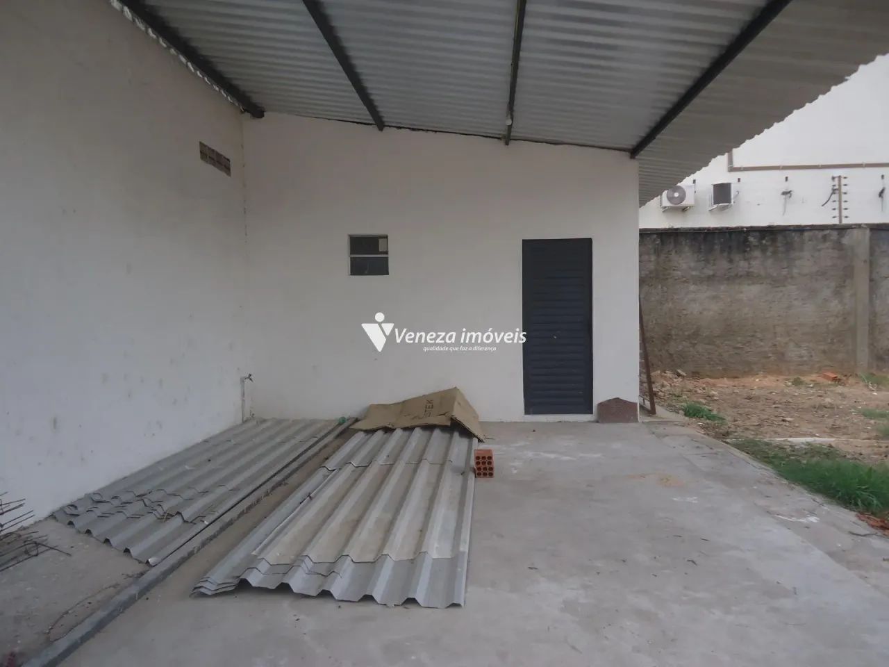 Terreno Comercial de esquina para aluguel - Foto 10