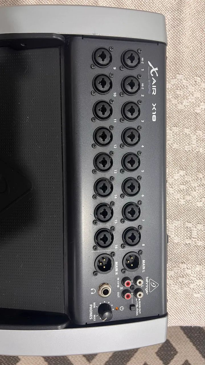 Behringer X18 - Foto 4