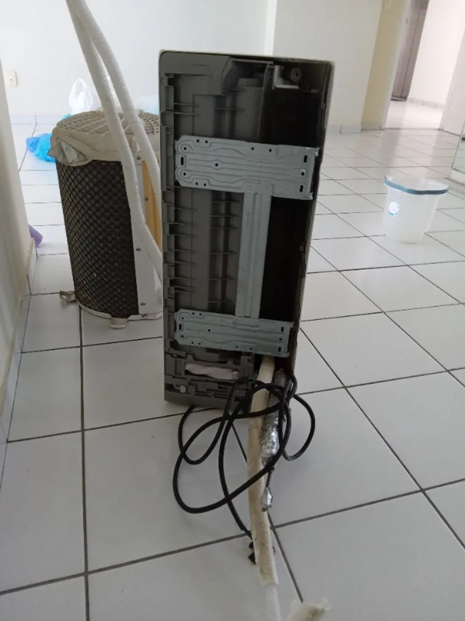Ar Condicionado - (pouco usado)  - Foto 2