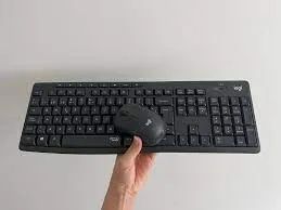 Teclado e Mouse logitech Silent wireless combo Mk295 - Foto 4