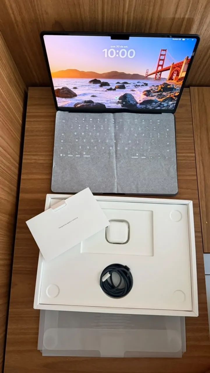 MacBook Air m5 impecável na garantia Apple 