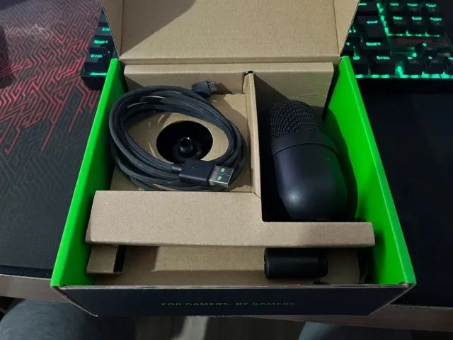Razer Seiren Mini Preto COM DEFEITO! - Foto 4