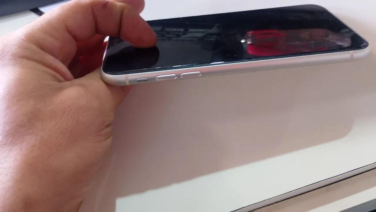 Iphone 11 - Foto 3