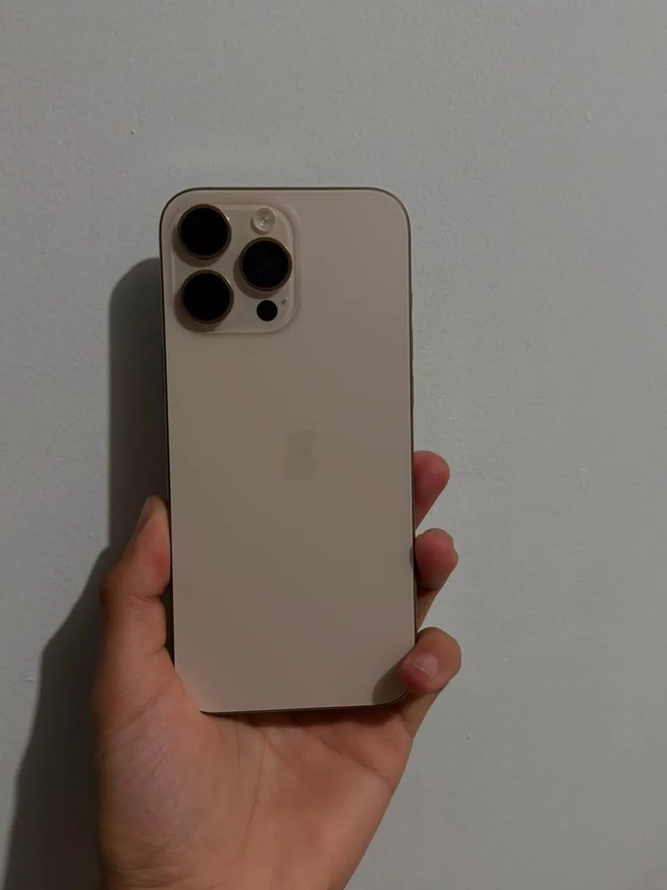 iPhone 16 pro max 1T - Foto 2