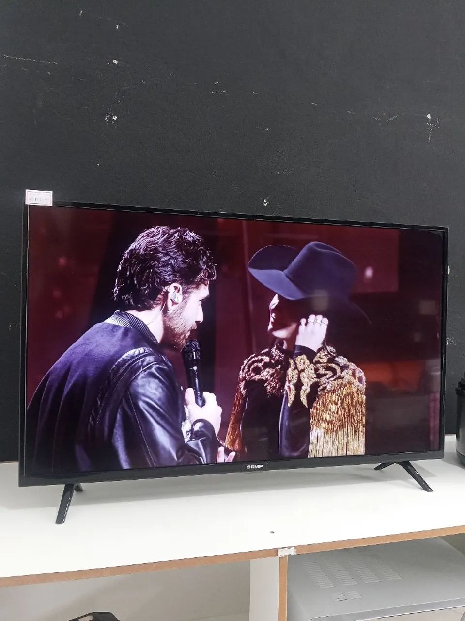 Smart Tv Semp Tcl 43 polegadas Sistema Android comando de voz  - Foto 3