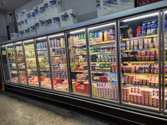 VENDE-SE SUPERMERCADO - ZONA SUL  - Foto 3