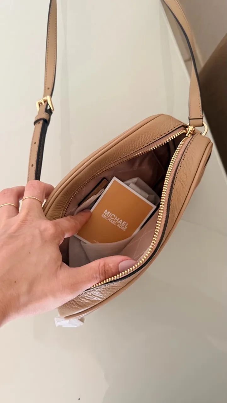 Bolsa de couro Michael Kors NOVA diretamente dos EUA - Foto 4
