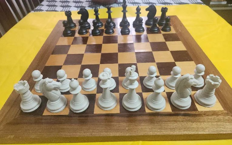 Jogo de Xadrez e tabuleiro Xalingo - Foto 2