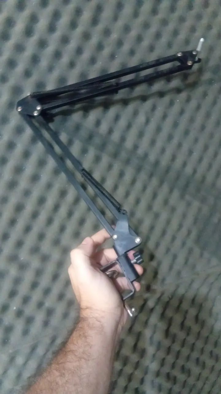 Suporte de mesa para microfone 