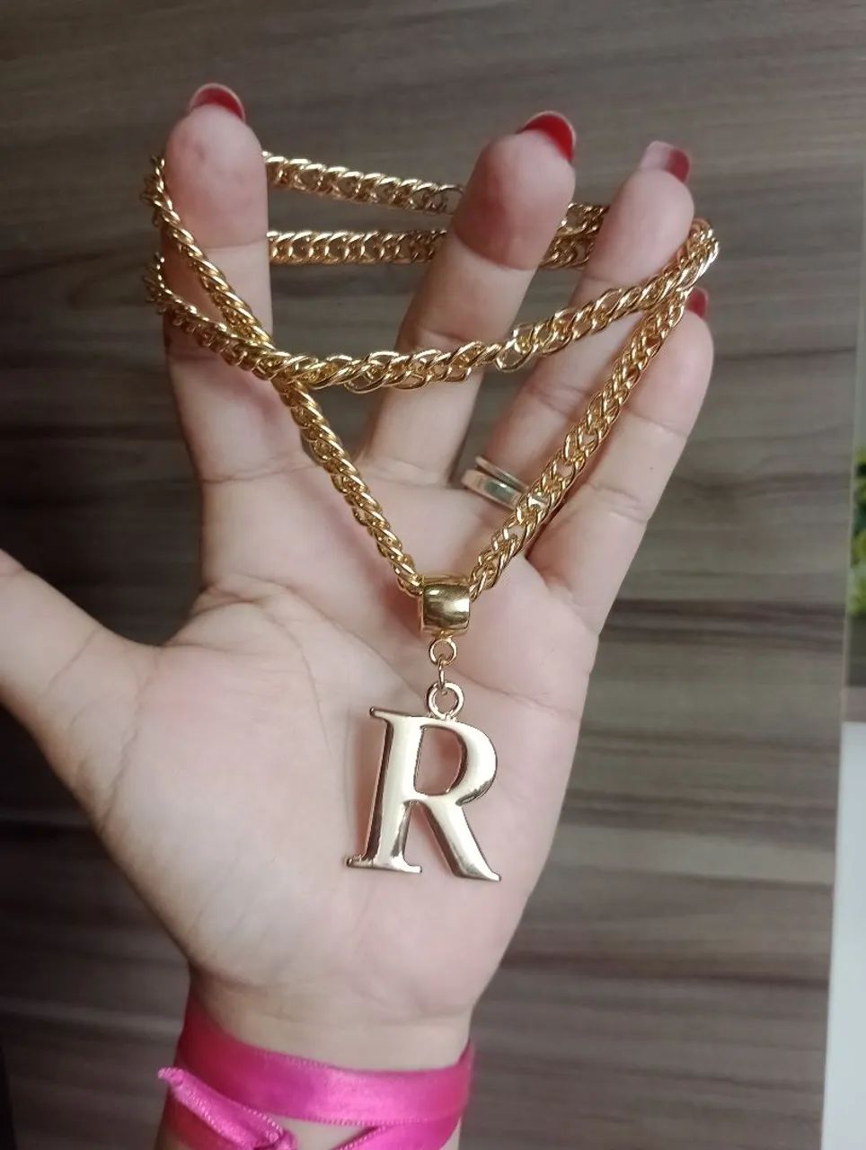 colar com inicial do seu nome.  - Foto 4