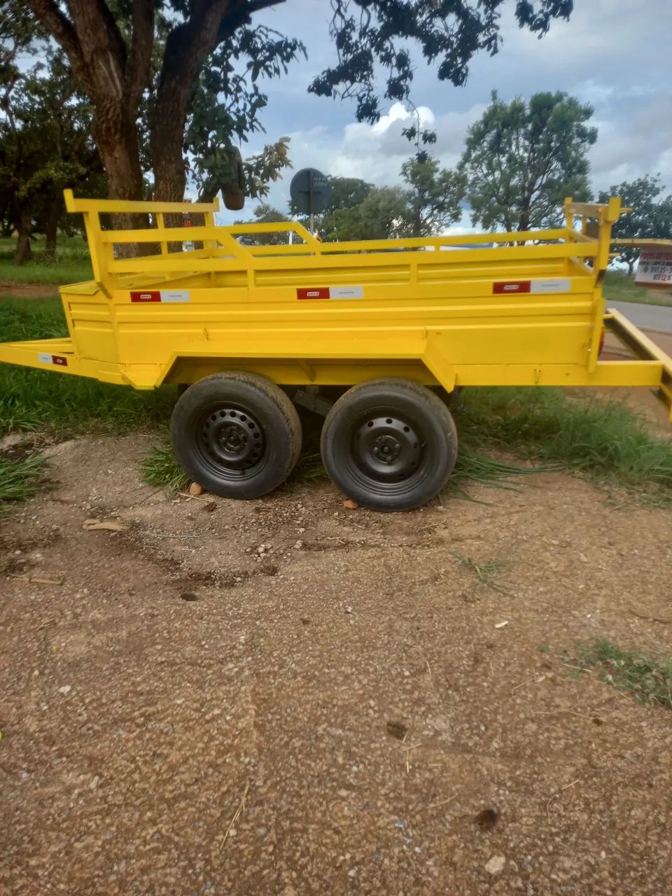 Carretinha 2 eixos - Foto 2