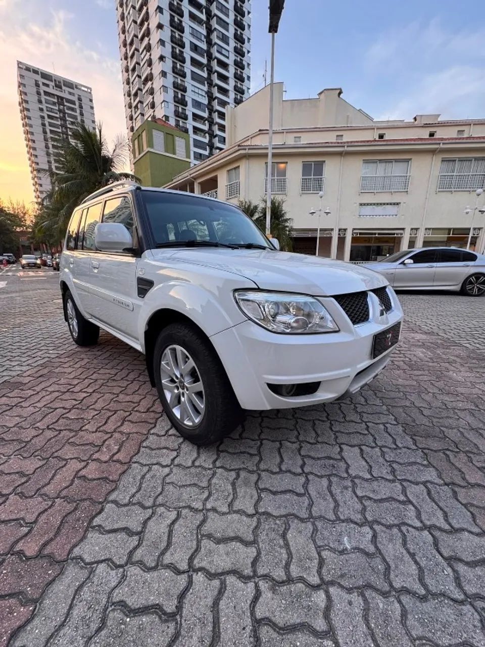 Mitsubishi Pajero 2014