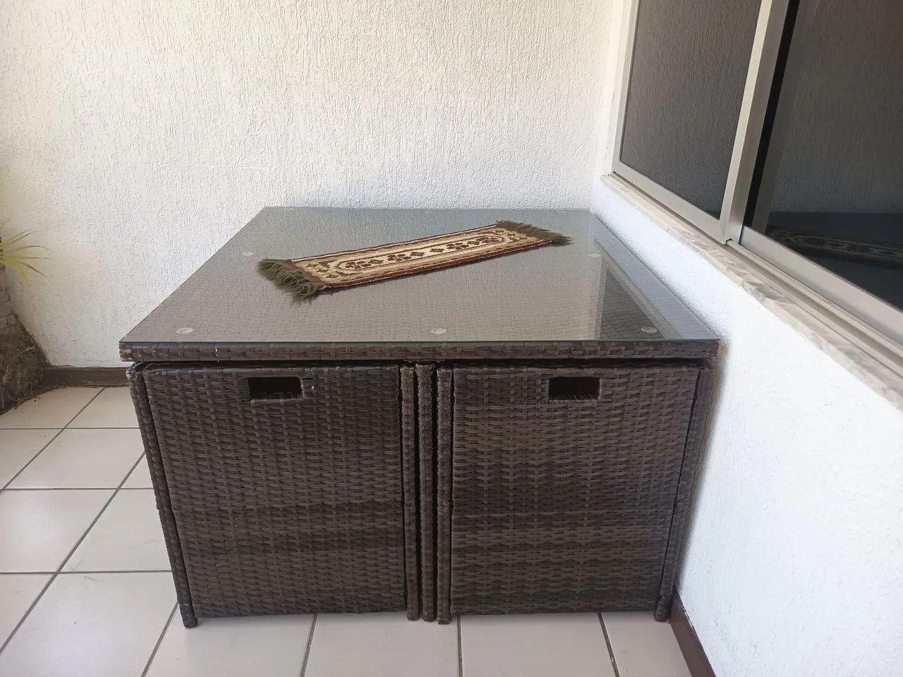 Mesa de área externa , com 4 cadeiras  - Foto 2
