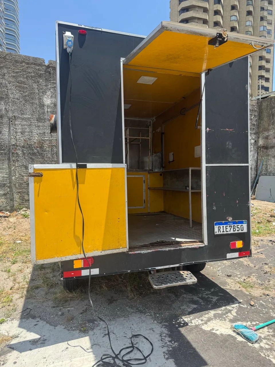VENDO FOODTRUCK  - Foto 3