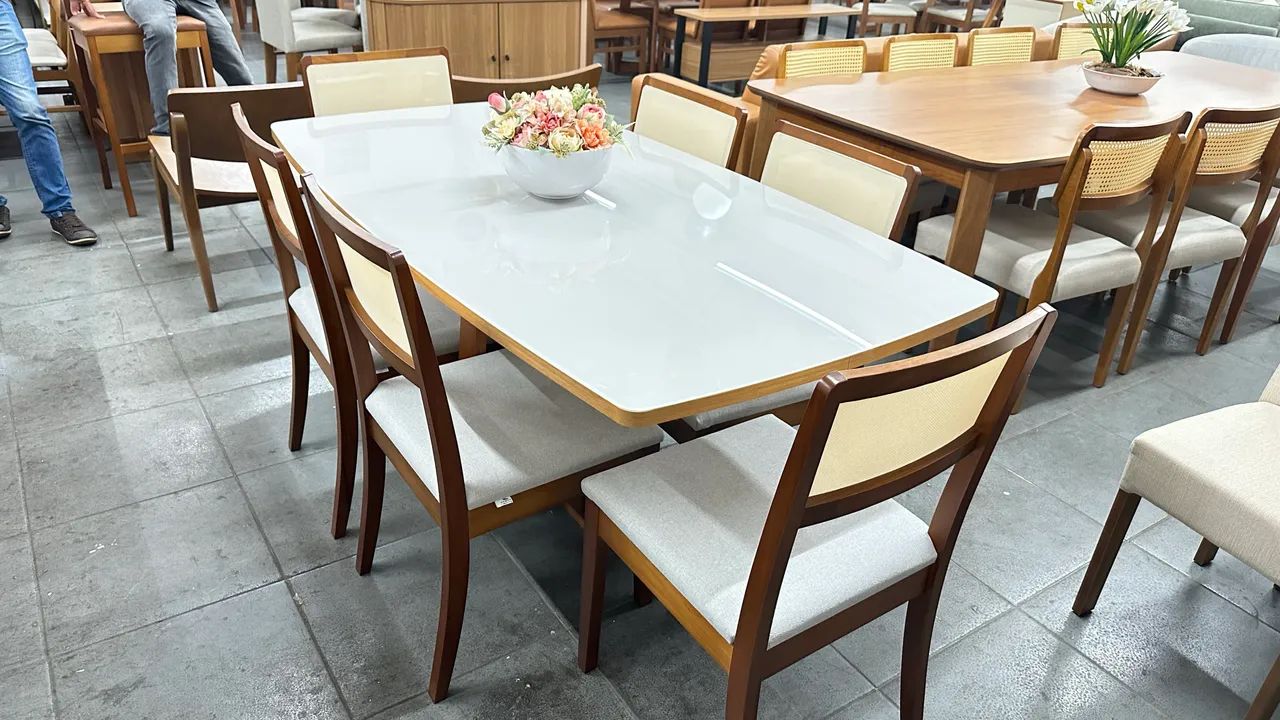 Mesa nova completa de madeira 