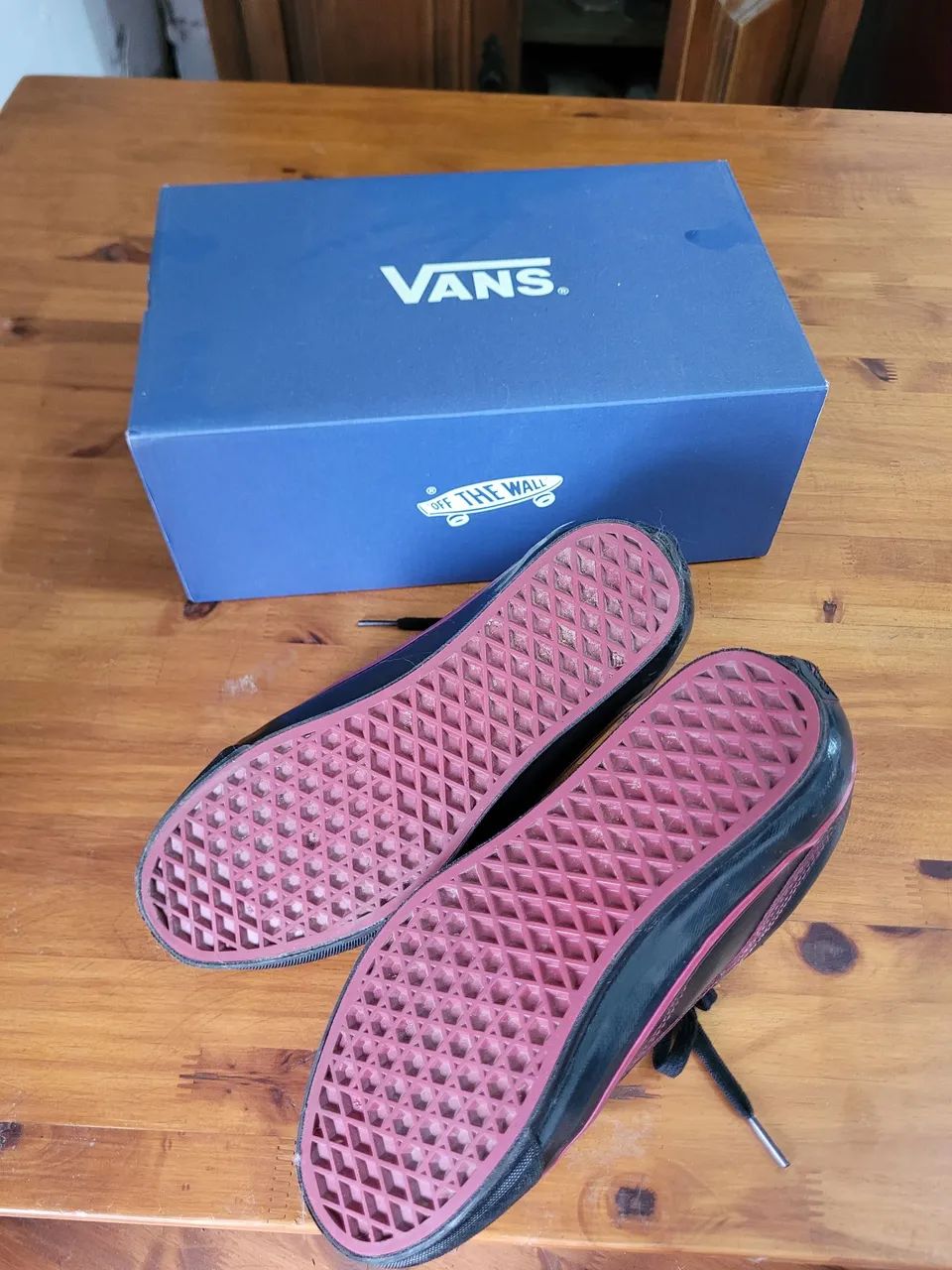 Tênis Vans - OLD SKOOL DARK RED BLACK - Foto 4