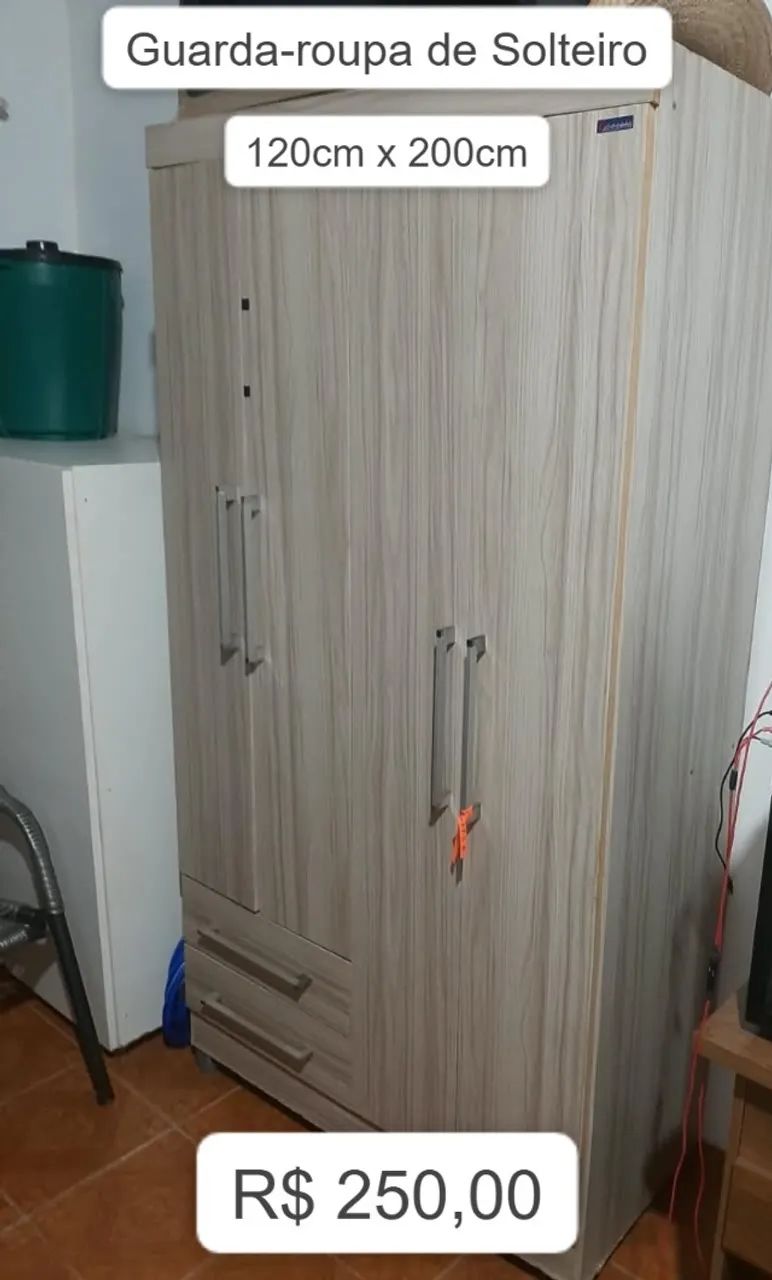 Guarda-roupa de Solteiro