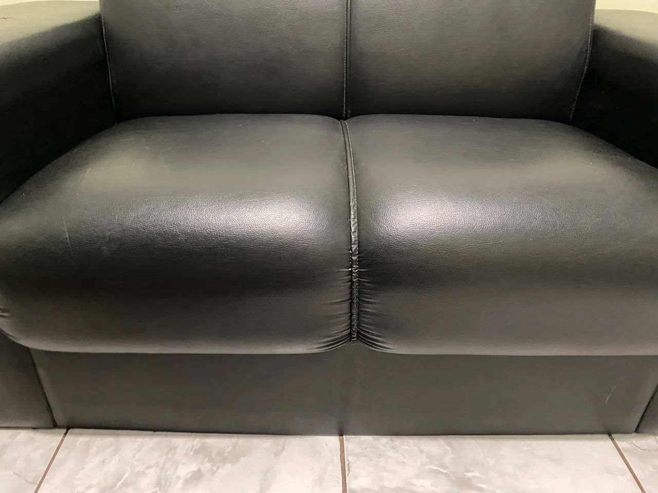 Sofá 2 Lugares Preto  - Foto 3