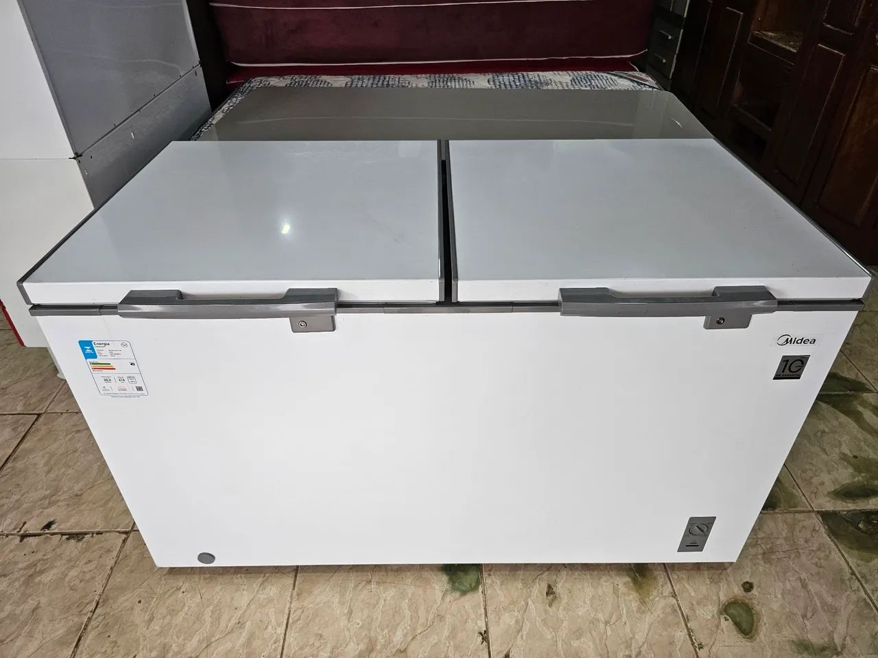 Freezer conservado 418 litros com nota fiscal Bivolt e inverter funcionando perfeitamente  - Foto 4