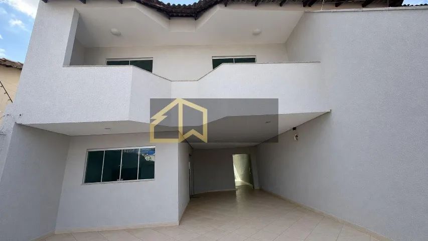 SOBRADO À VENDA VILA REZENDE 
