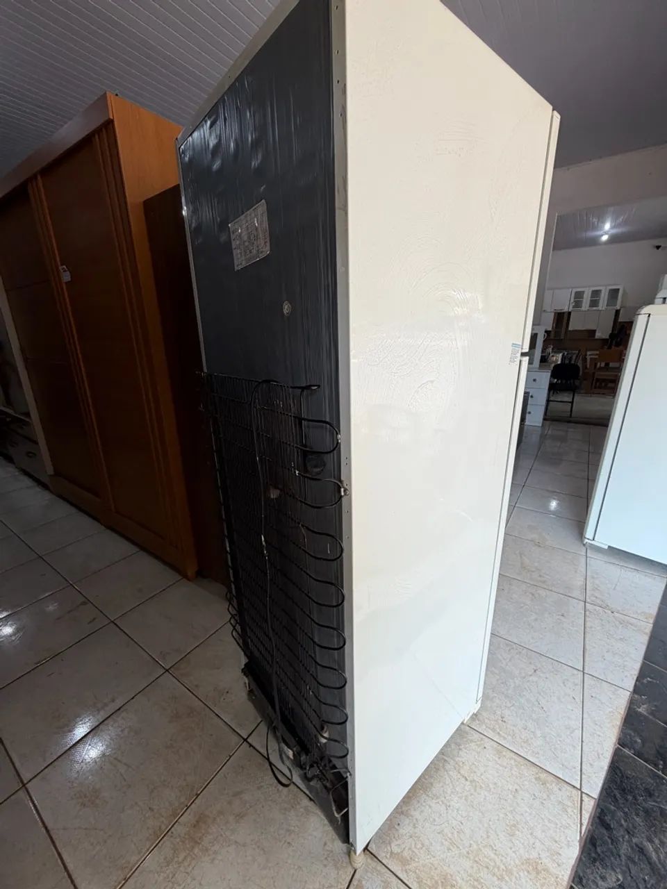Geladeira eletrolux 362 litros  - Foto 4
