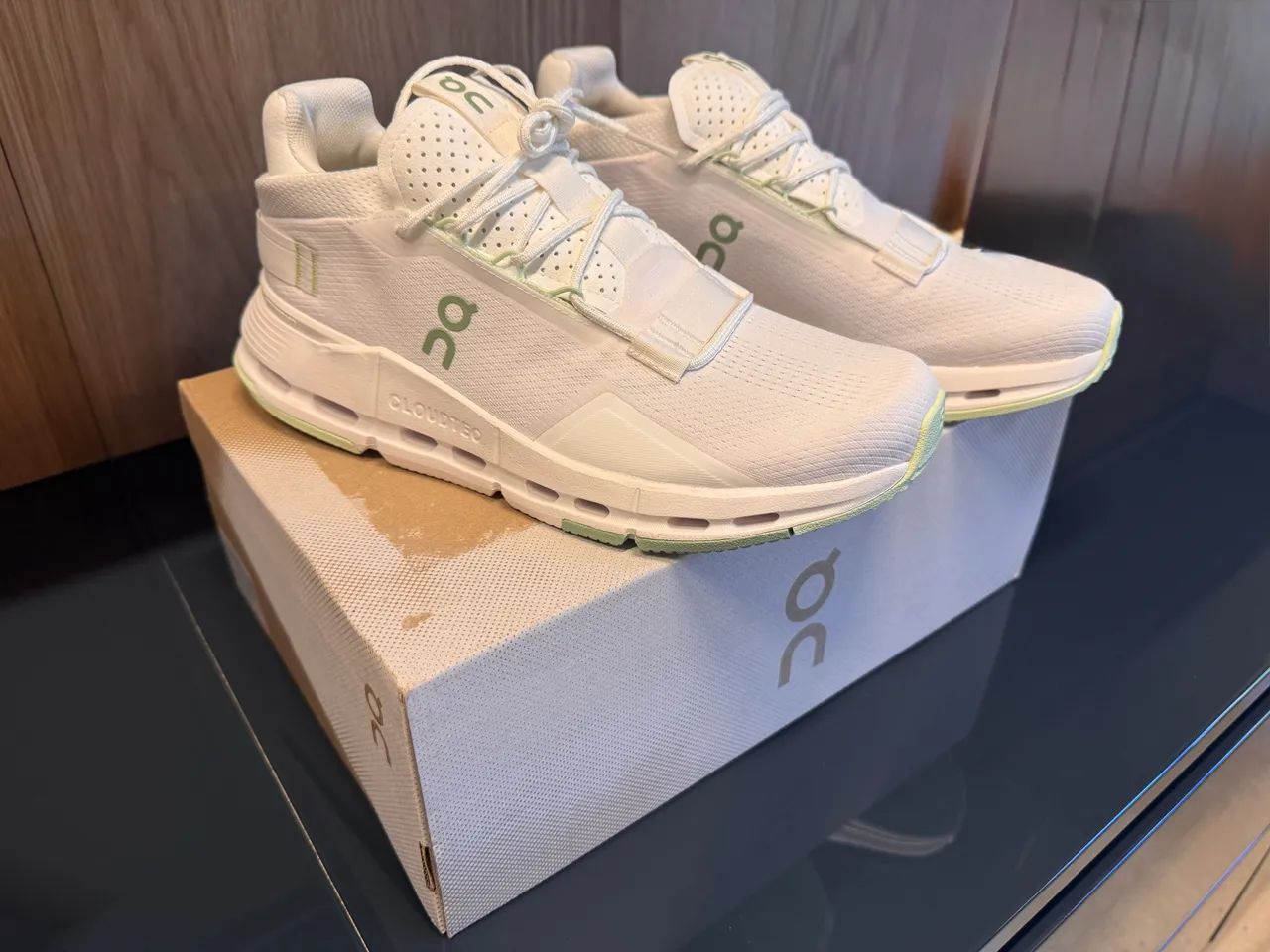  Tênis On Cloudnova 2 Masculino, cor ?White | Sage?, NOVO, sem uso e com caixa original