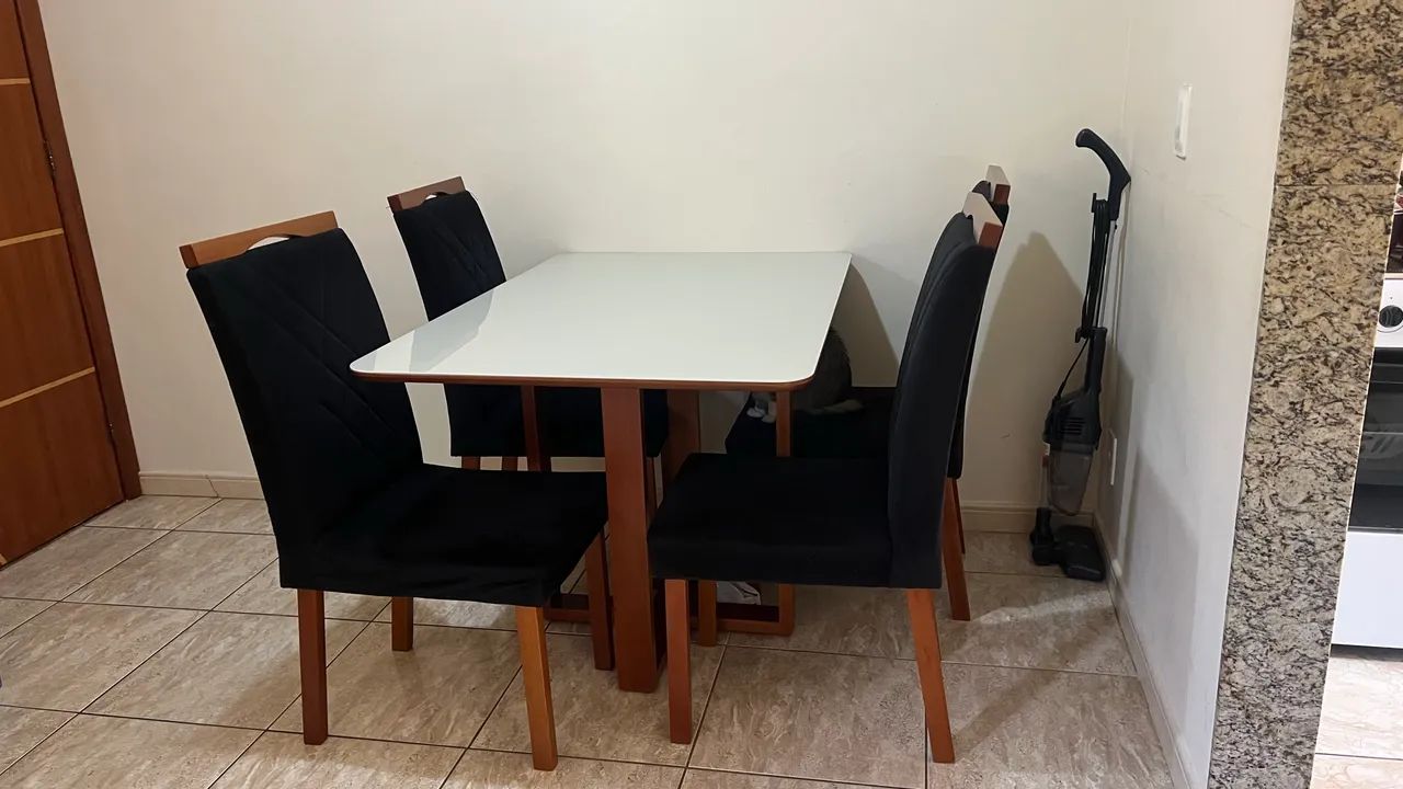 Conjunto mesa com cadeiras - Foto 3