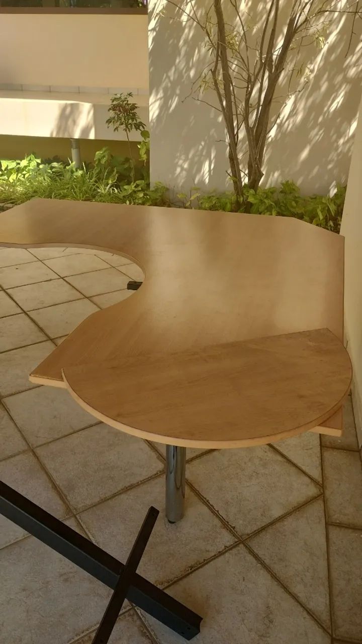 Mesa e L e estante pequena - Foto 4