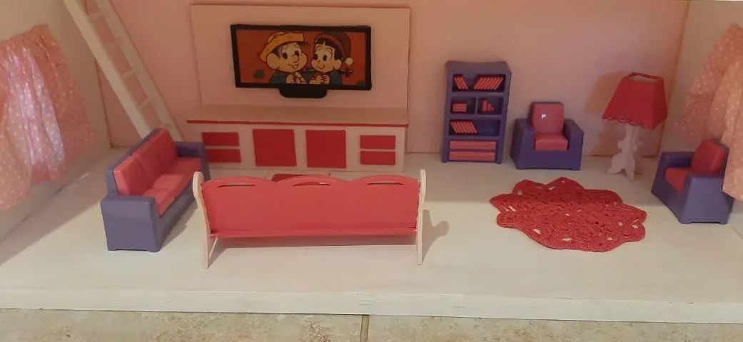 Casinha de madeira rosa e branca - Foto 2